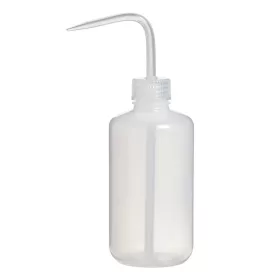 Átlátszó műanyag csőrös vizes palack 500 ml